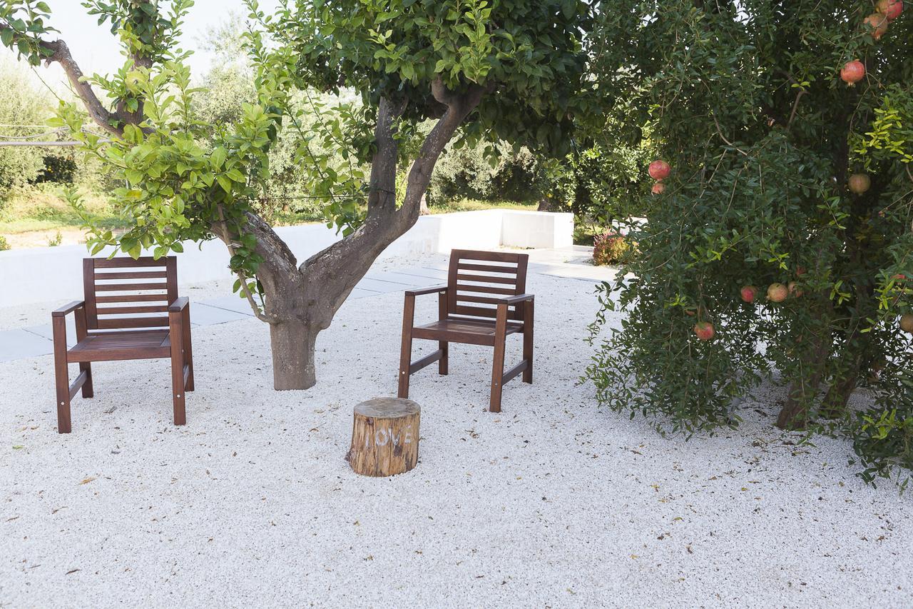 Le Stanze Di Meli Bed & Breakfast Palagianello Eksteriør bilde